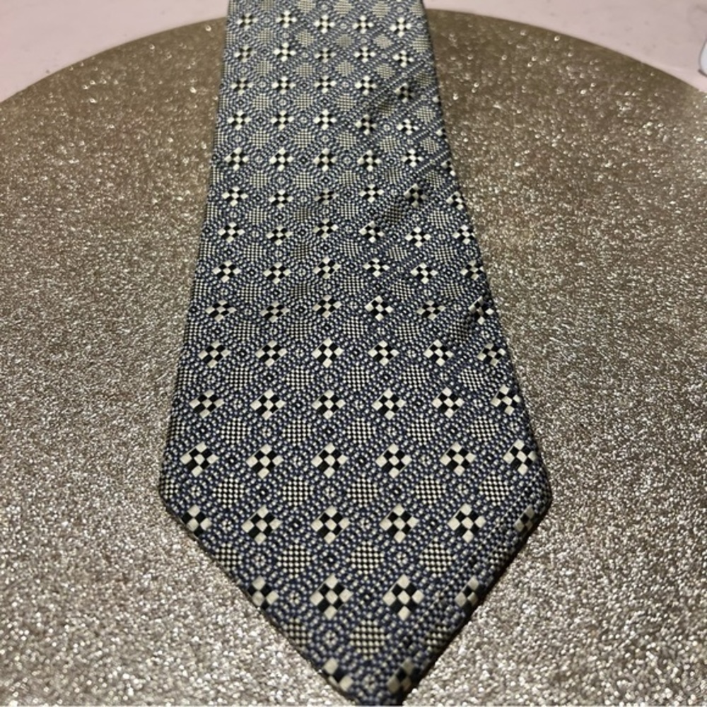 VINTAGE ROBERT TALBOTT BEST OF CLASS SILK TIE